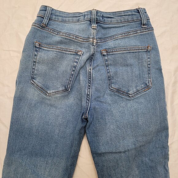 Button Fly Distressed Jeans Medium Wash Size 26 Stretchy Forever 21 - Picture 9 of 14